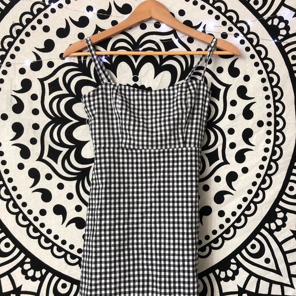 Brandy Melville Dresses & Skirts - brandy checkered dress